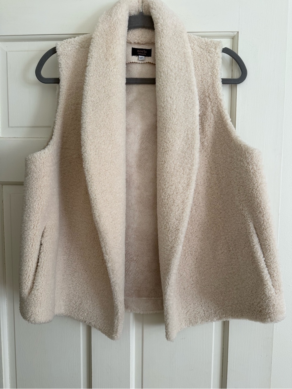 Norla Cream Sherpa Vest